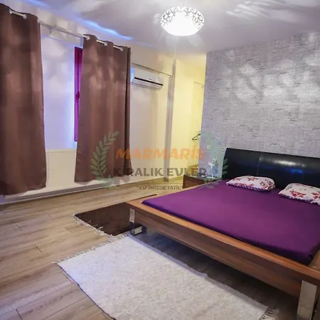 Elvis Apartament